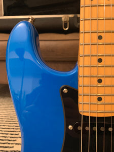 Fender American Standard Stratocaster 1994/5 rare Electric Blue with maple 8.2lb.