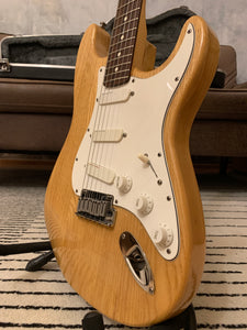 Fender Strat Plus Deluxe with Rosewood Fretboard 1989 Natural with OG case and case candy Mint