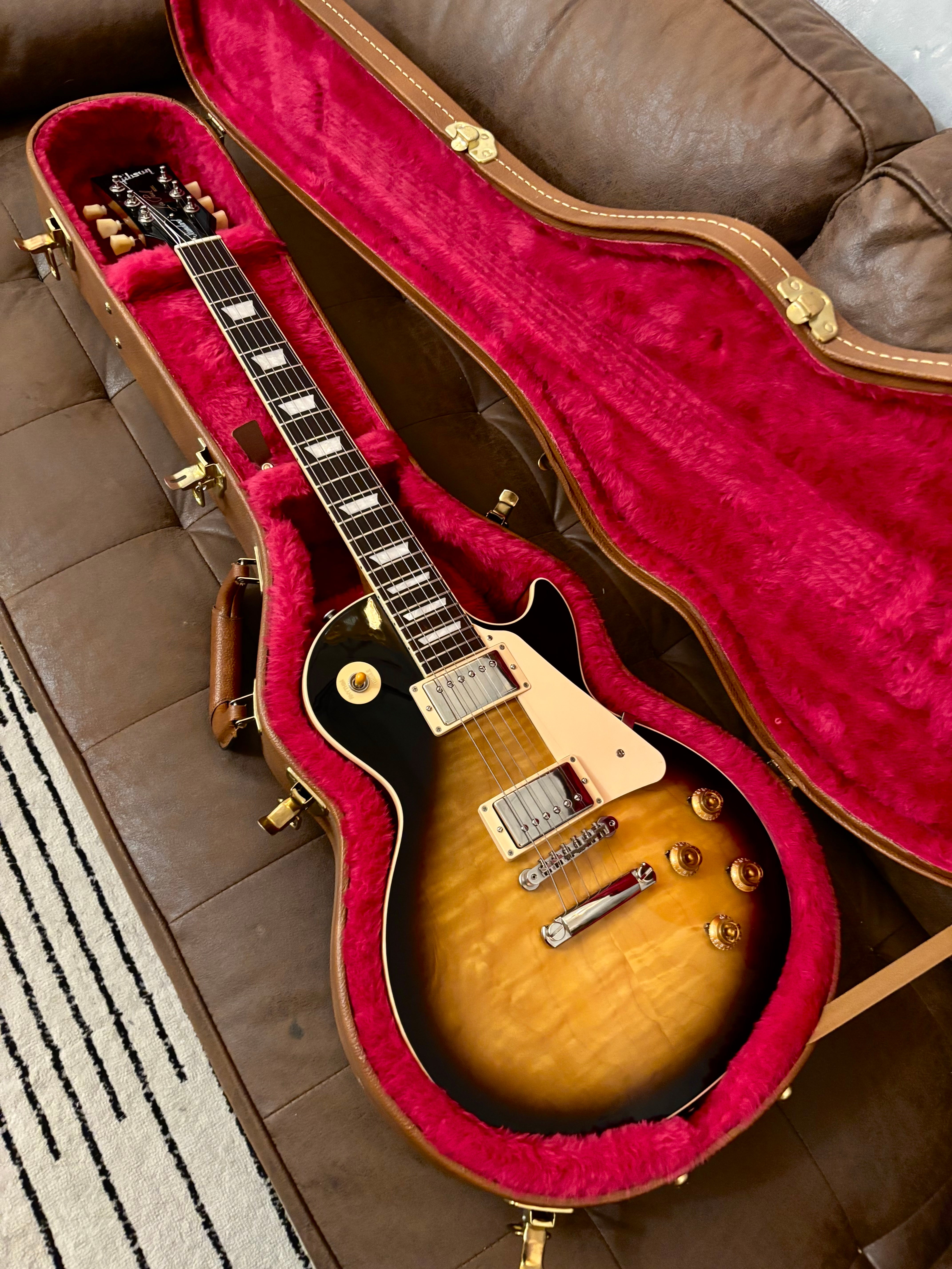 Gibson Les Paul Standard 50's 2022 AAA Quilted Flame Top Tobacco Burst Light only 9lb!