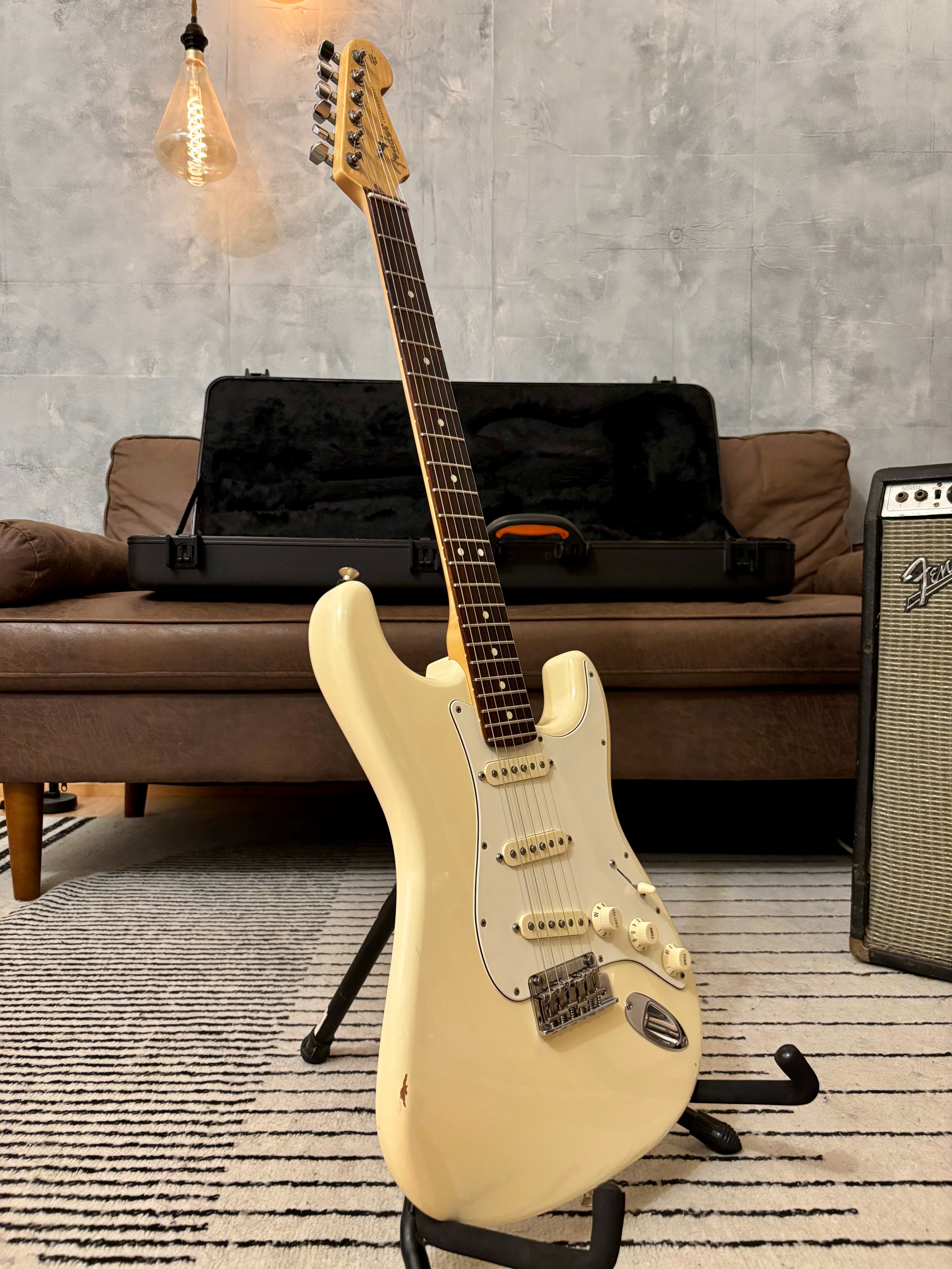 Fender American Standard 2016 Olympic White with Custom Shop Fat 50 Pickups All original with Case And Full Case Candy