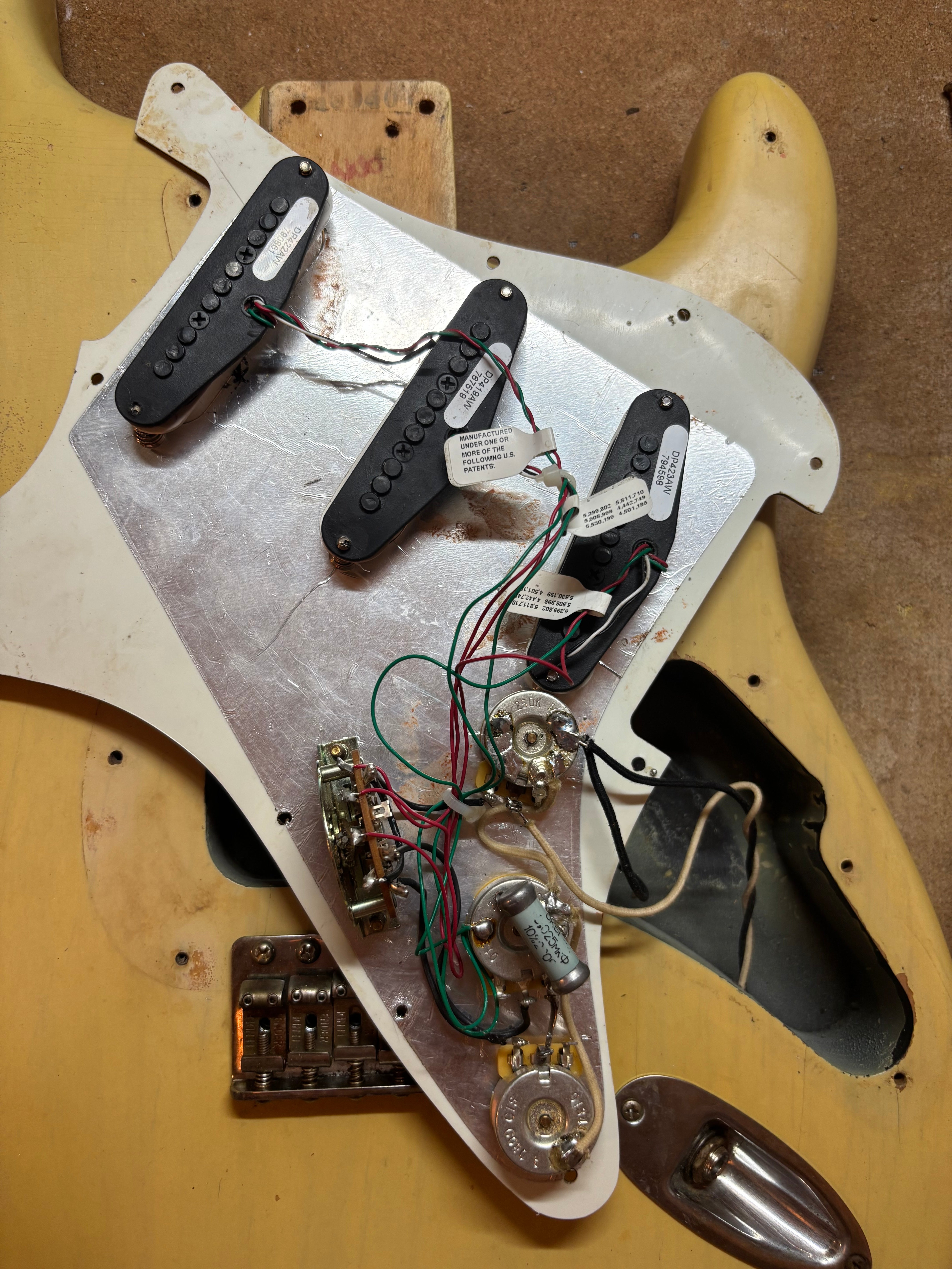 Fender Stratocaster 1962 GLAS Custom Honey Blonde Heavy Relic Light at 7.6lb Stunning