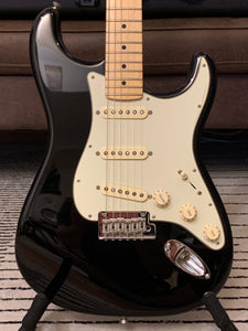 Fender American Professional Stratocaster Maple 2017 7.8lb