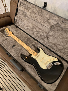 Fender American Professional Stratocaster Maple 2017 7.8lb