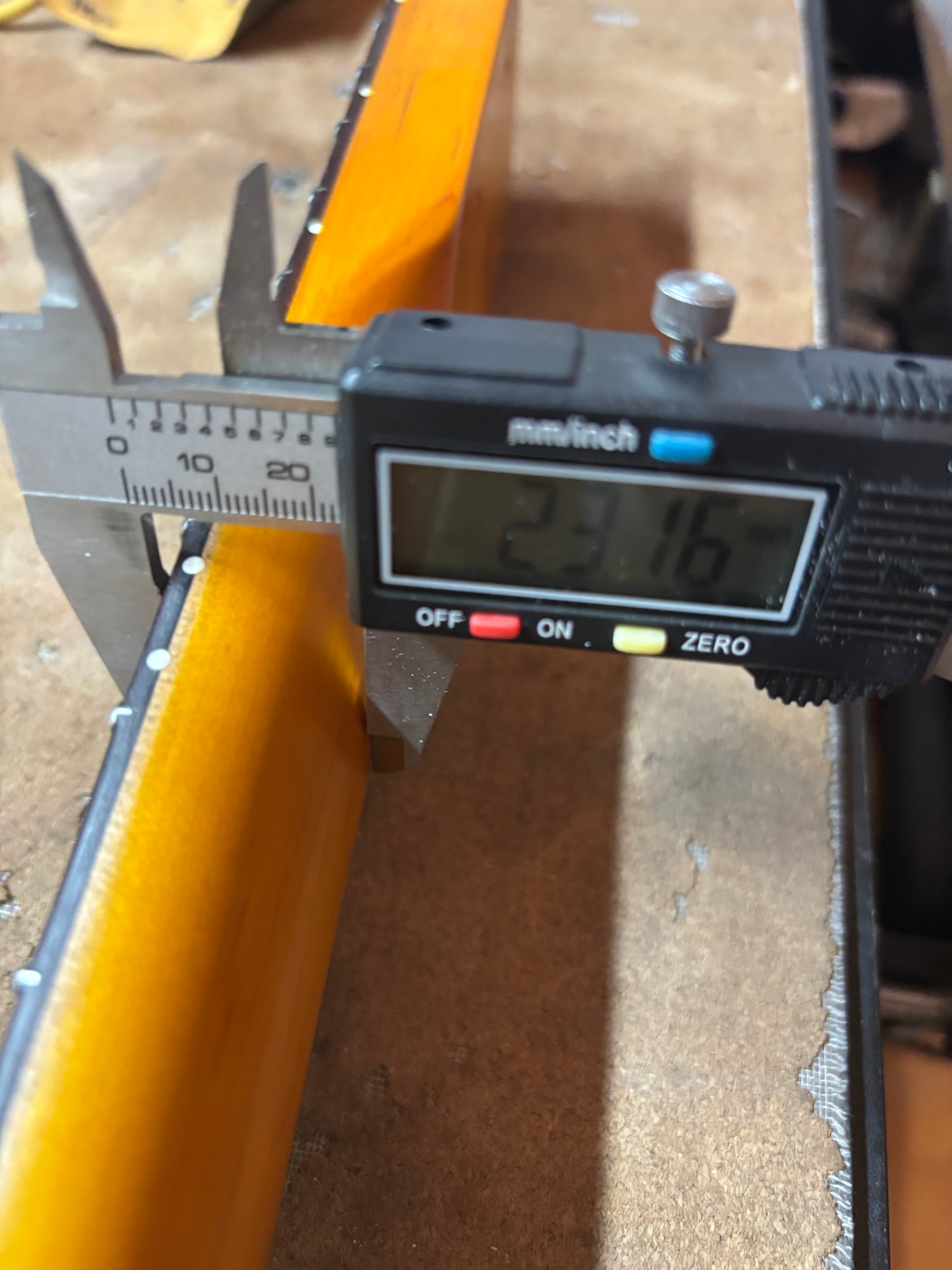 Fender Precision Bass Blonde 1962 GLAS Custom Relic feather Light at 8lb LUSH