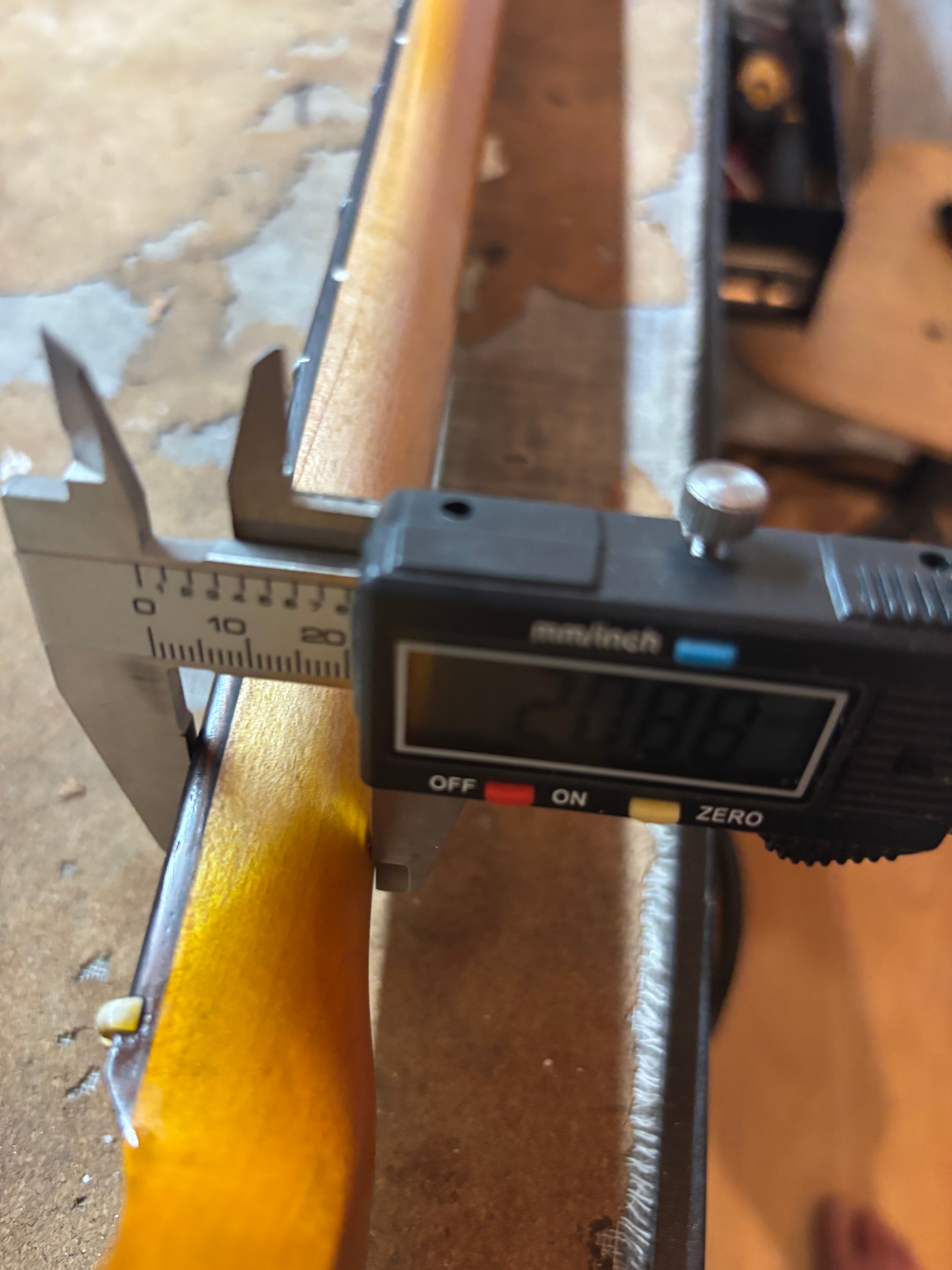 Fender Precision Bass Blonde 1962 GLAS Custom Relic feather Light at 8lb LUSH