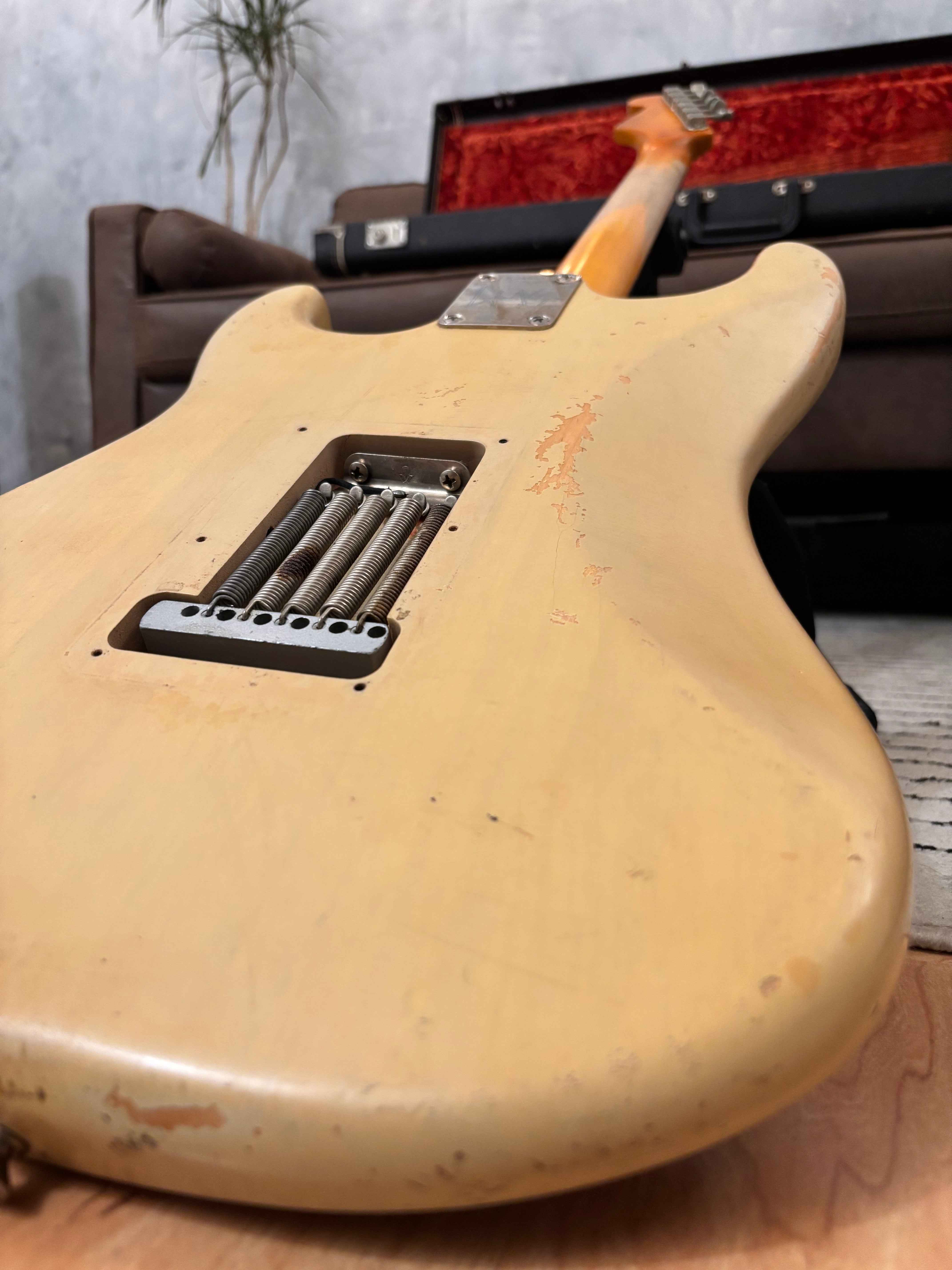 Fender Stratocaster 1962 GLAS Custom Honey Blonde Heavy Relic Light at 7.6lb Stunning