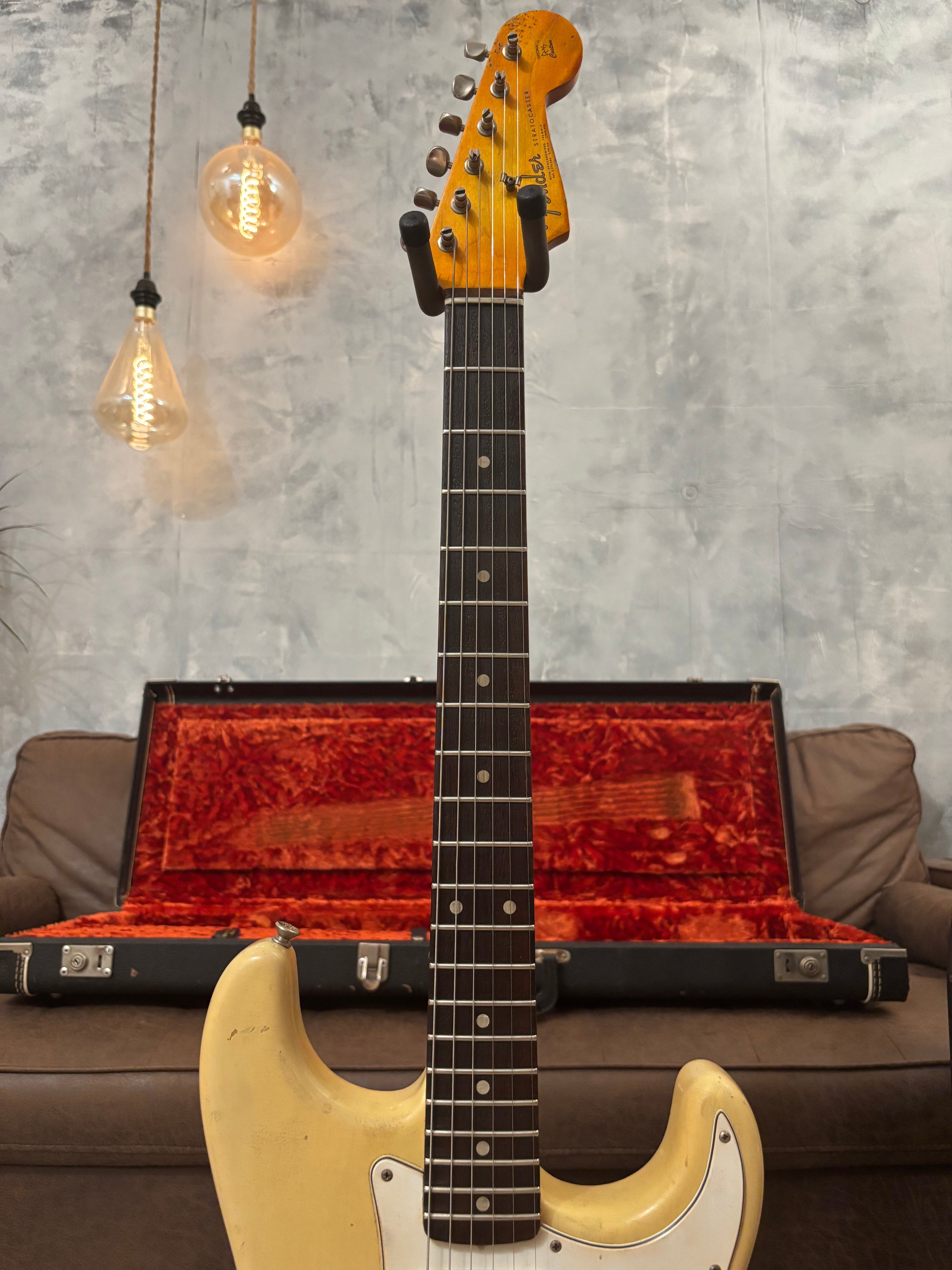 Fender Stratocaster 1962 GLAS Custom Honey Blonde Heavy Relic Light at 7.6lb Stunning