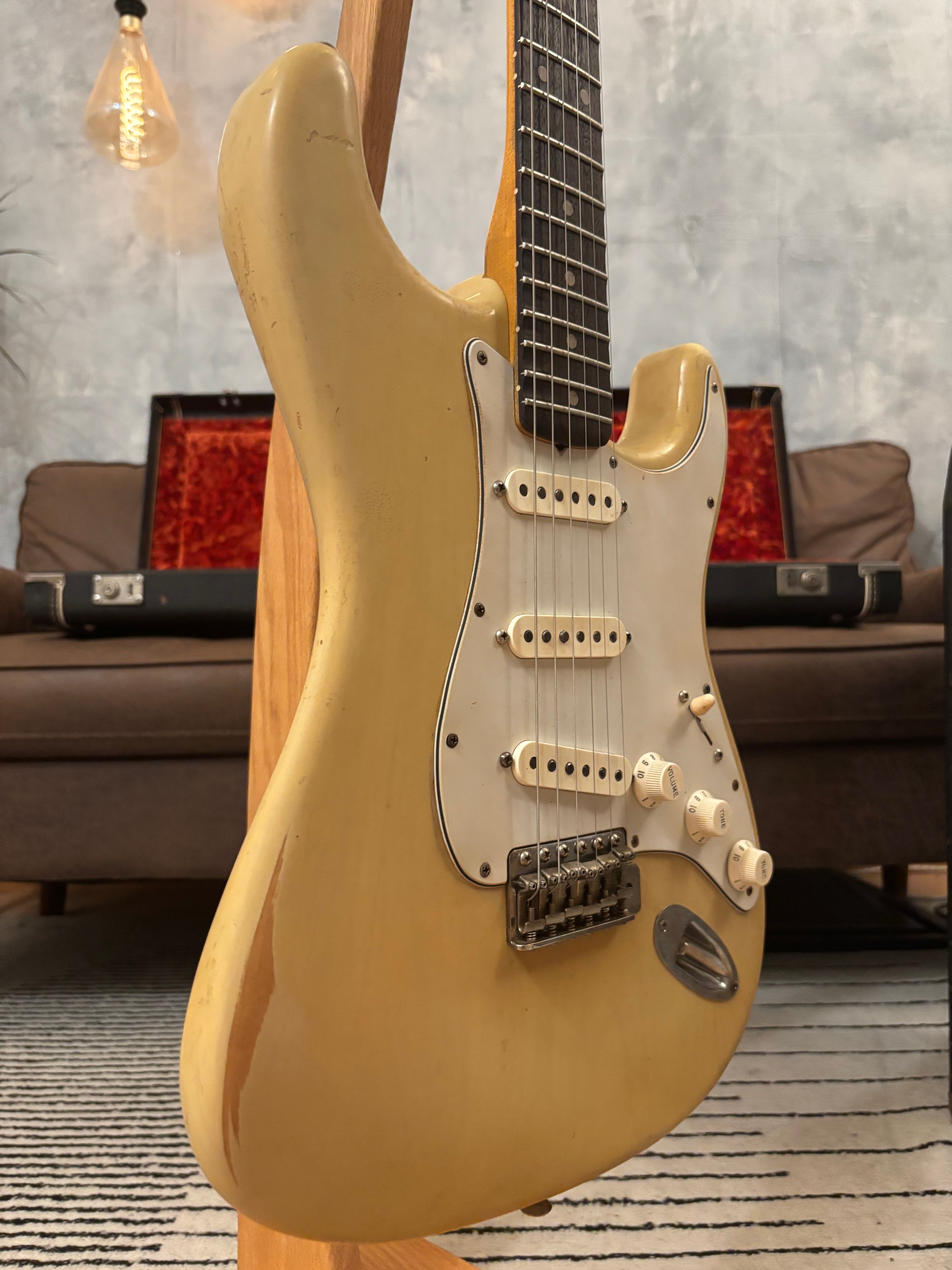 Fender Stratocaster 1962 GLAS Custom Honey Blonde Heavy Relic Light at 7.6lb Stunning