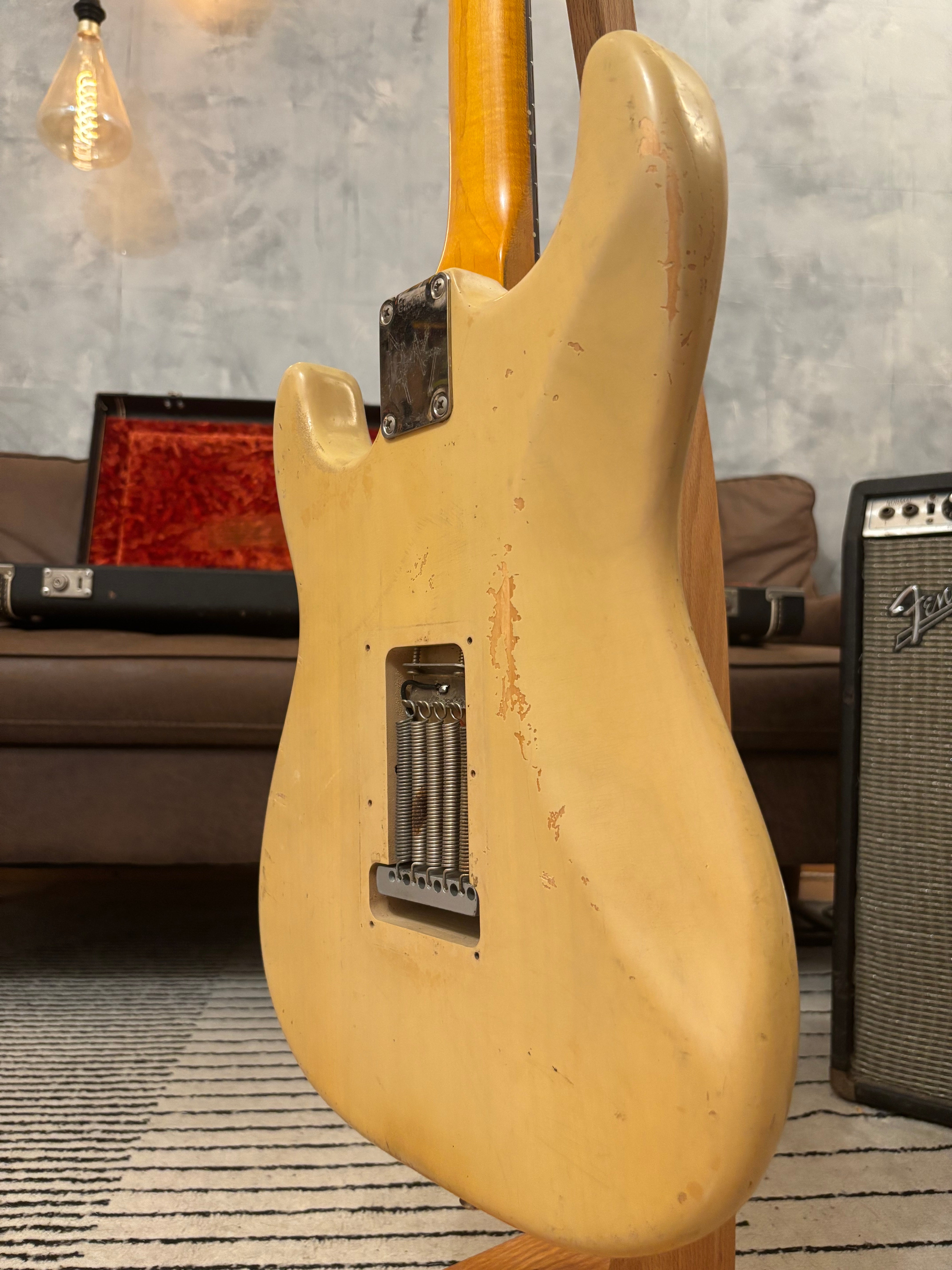 Fender Stratocaster 1962 GLAS Custom Honey Blonde Heavy Relic Light at 7.6lb Stunning