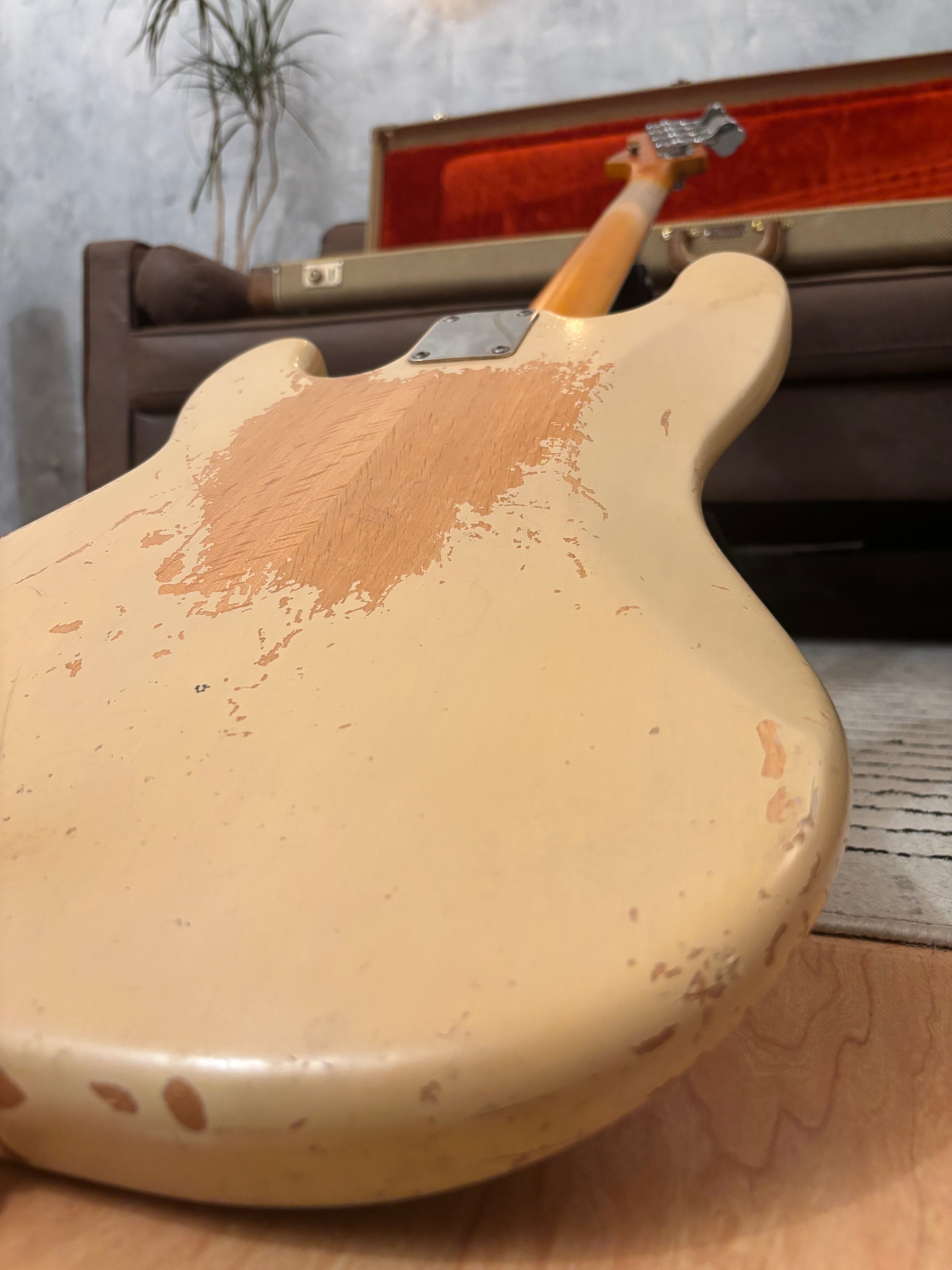 Fender Precision Bass Blonde 1962 GLAS Custom Relic feather Light at 8lb LUSH