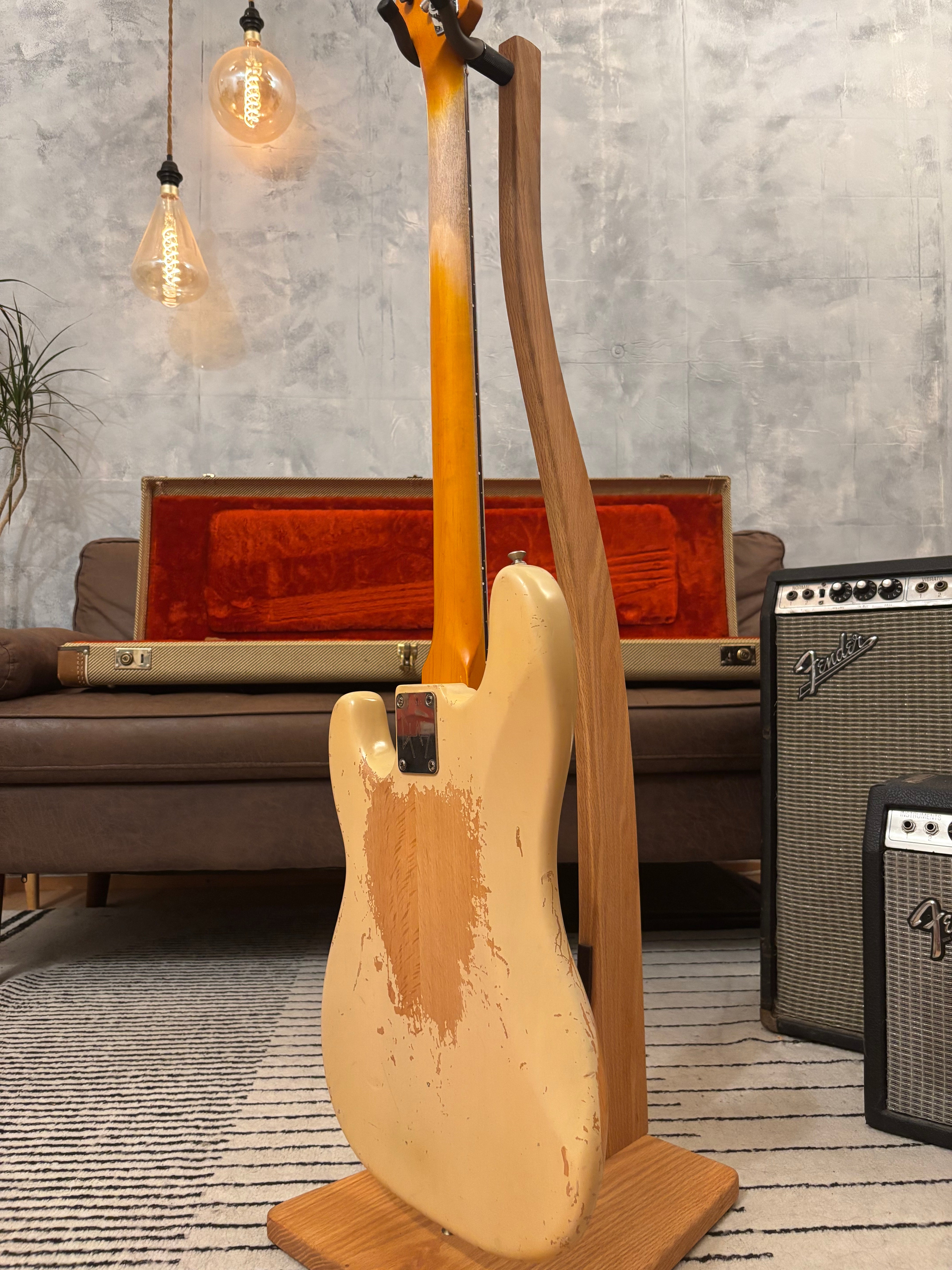 Fender Precision Bass Blonde 1962 GLAS Custom Relic feather Light at 8lb LUSH