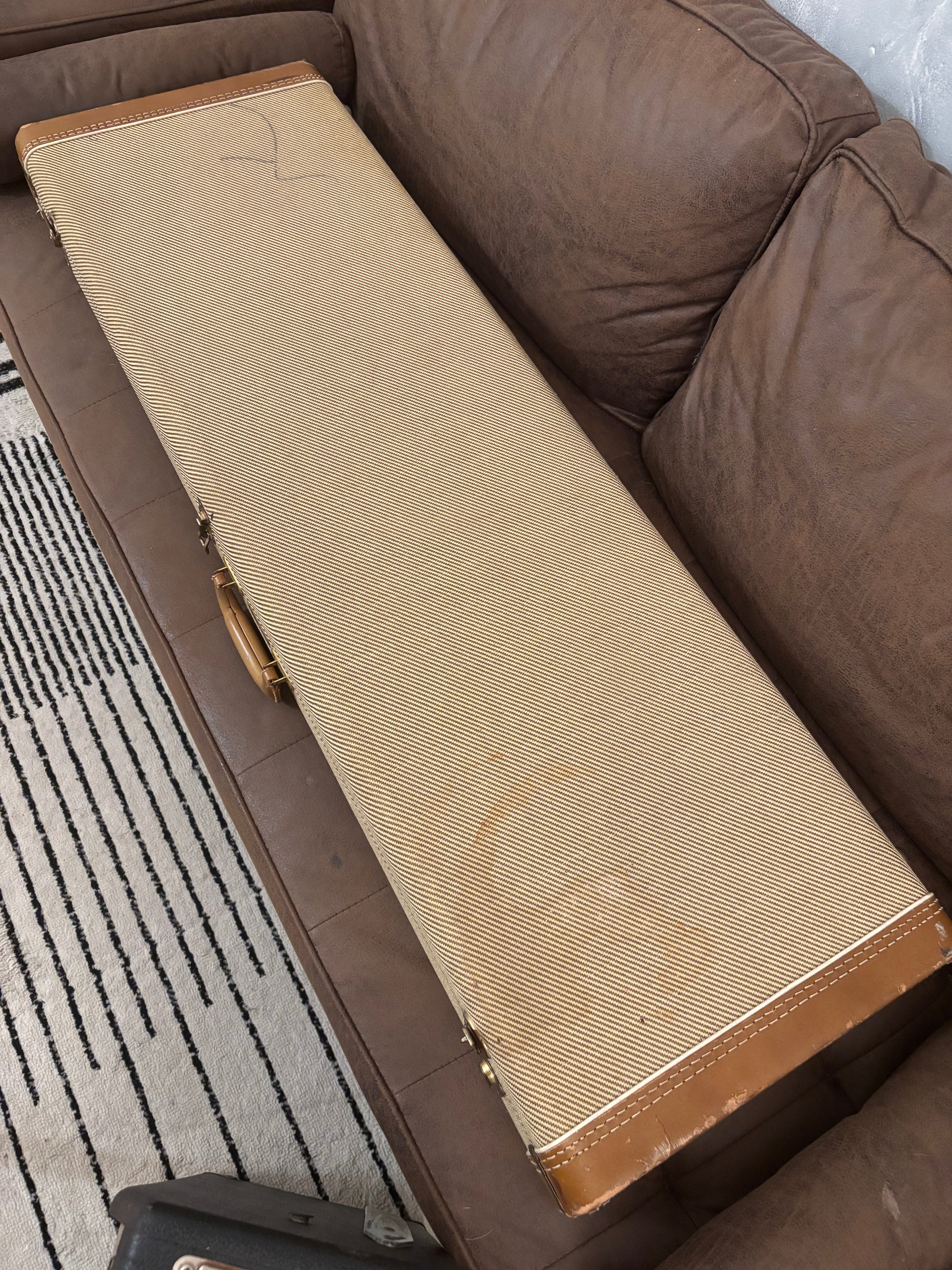 Fender Precision Bass Blonde 1962 GLAS Custom Relic feather Light at 8lb LUSH