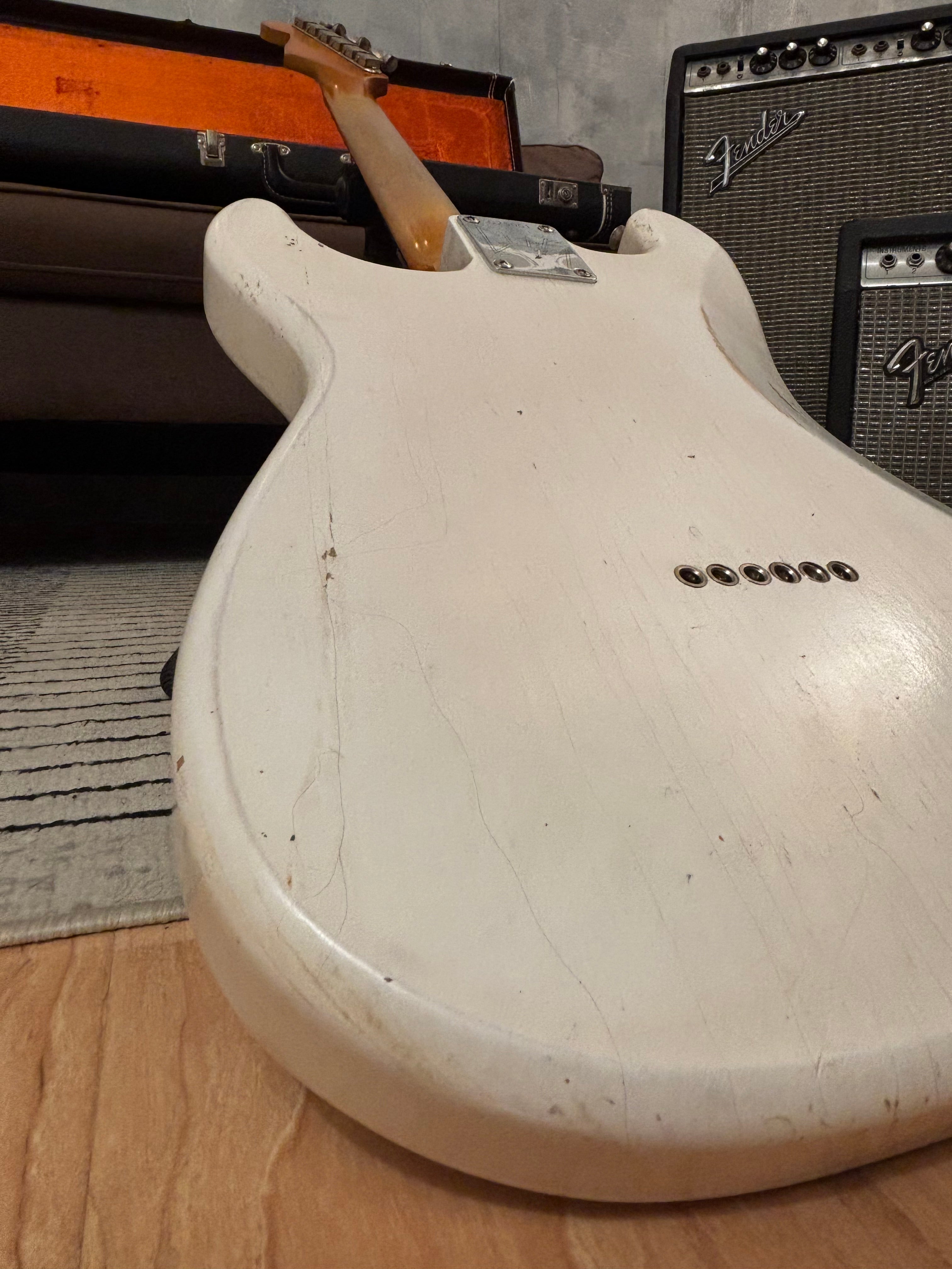 Fender Stratocaster GLAS Custom 1963 Vintage White Heavy Relic Hardtail Featherlight 7lb