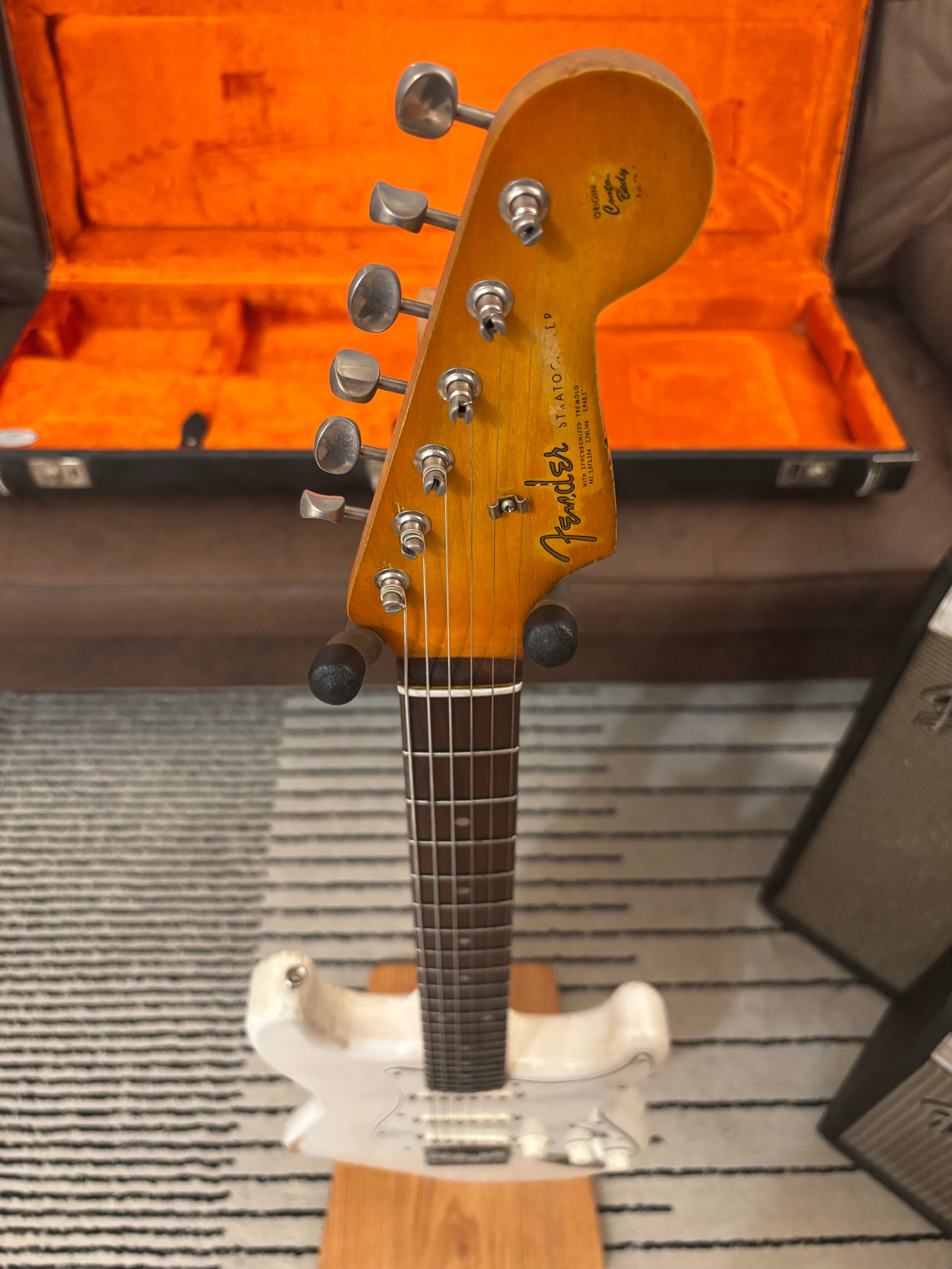 Fender Stratocaster GLAS Custom 1963 Vintage White Heavy Relic Hardtail Featherlight 7lb