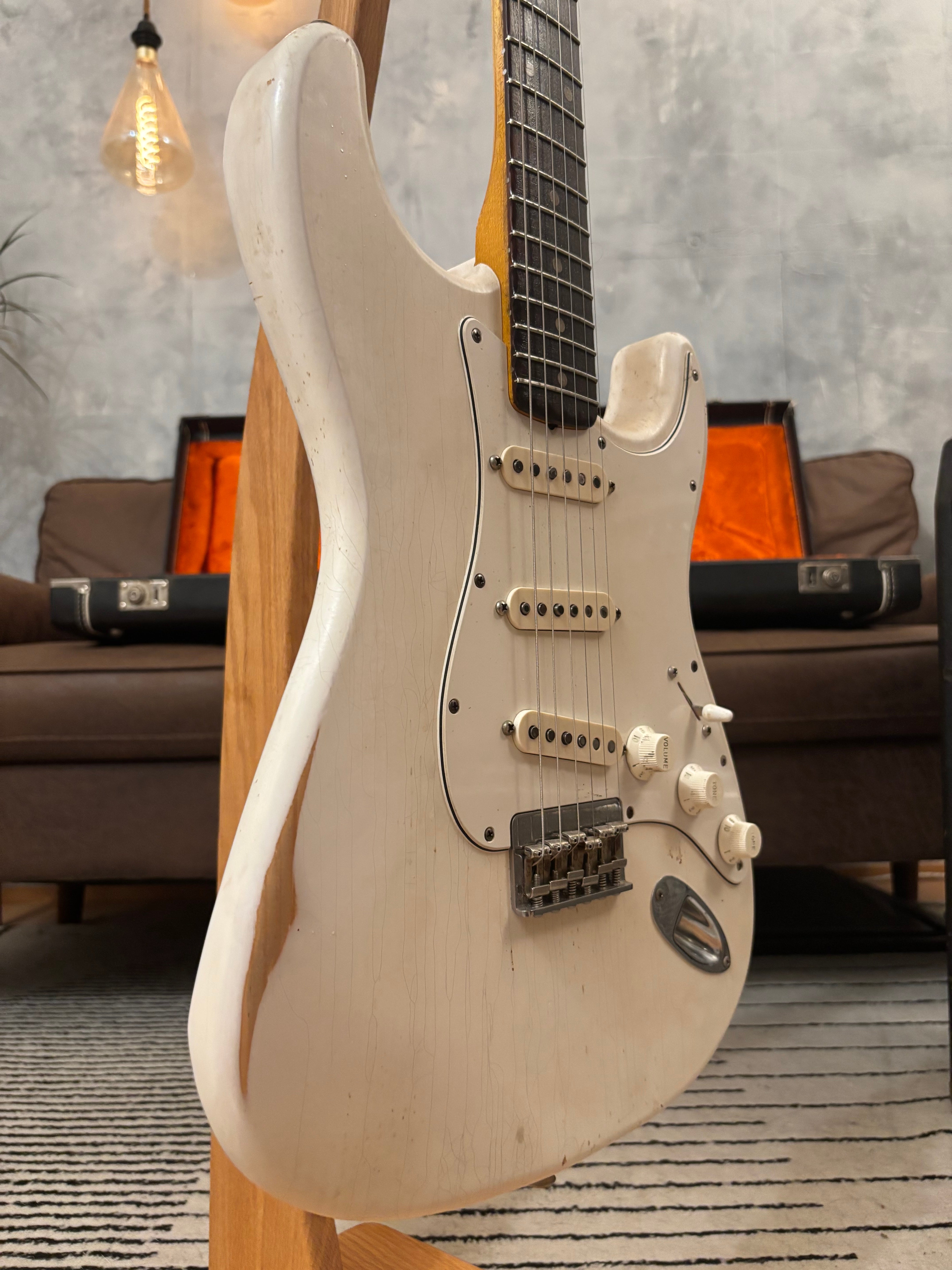 Fender Stratocaster GLAS Custom 1963 Vintage White Heavy Relic Hardtail Featherlight 7lb