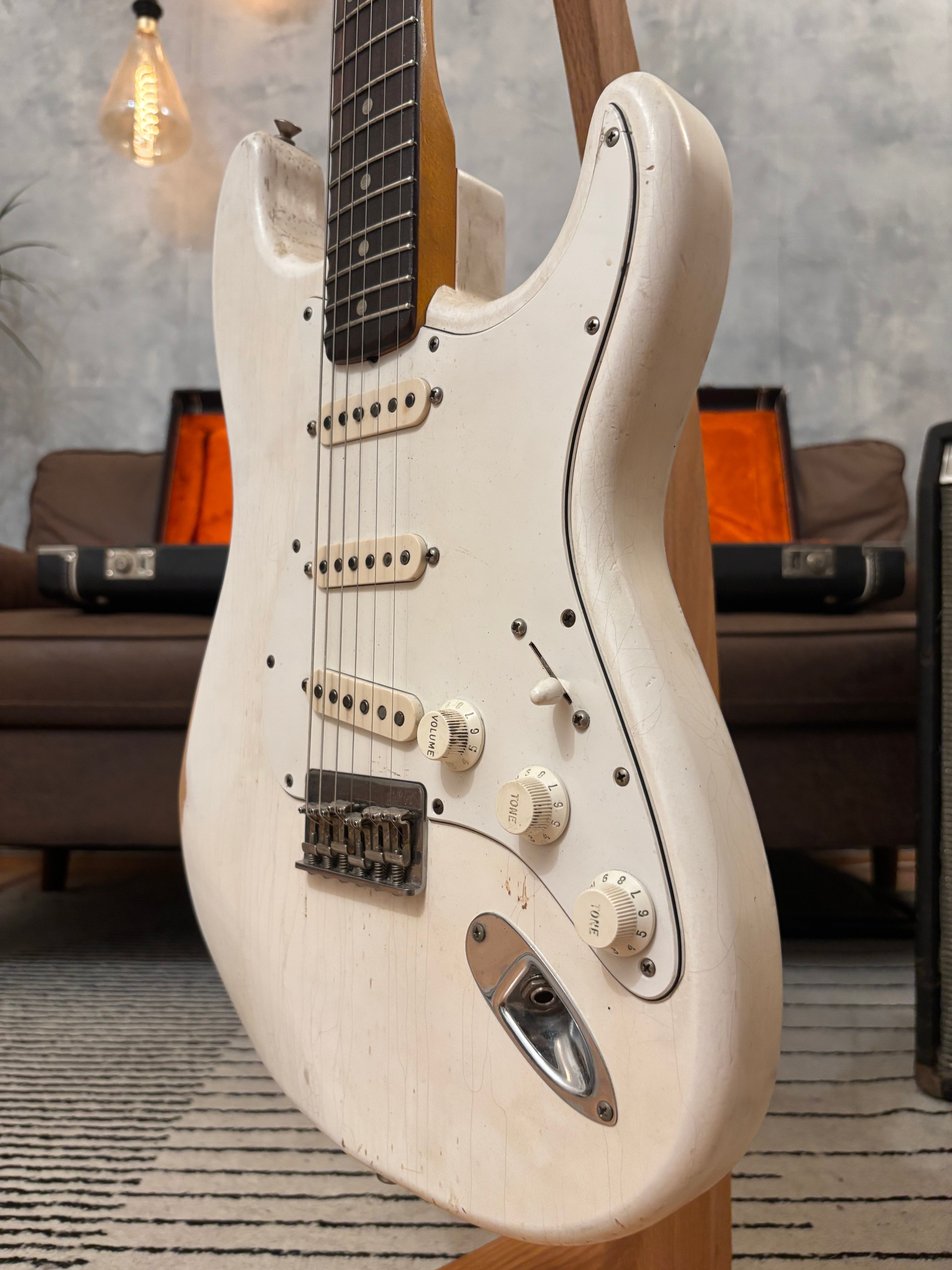 Fender Stratocaster GLAS Custom 1963 Vintage White Heavy Relic Hardtail Featherlight 7lb