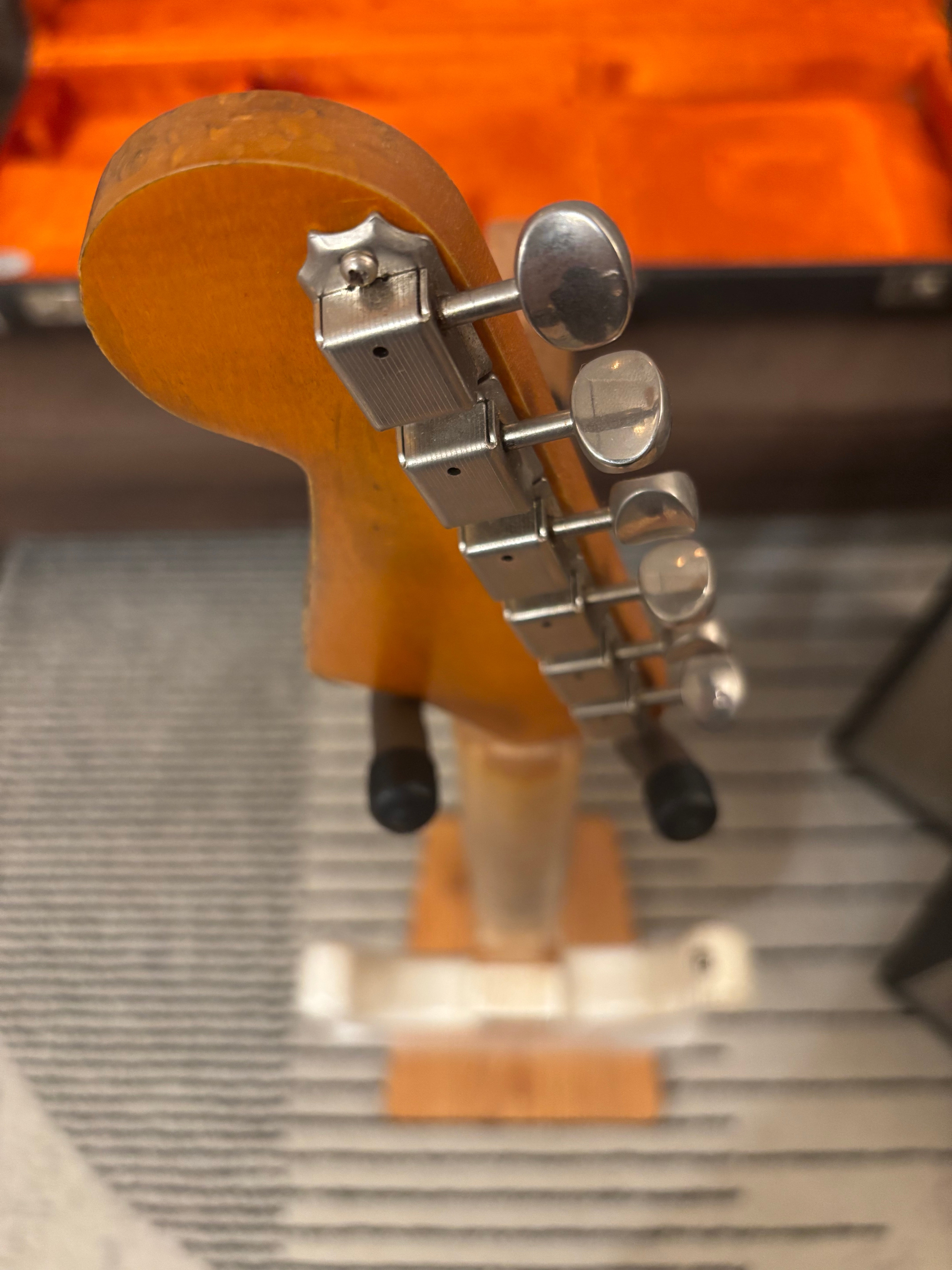 Fender Stratocaster GLAS Custom 1963 Vintage White Heavy Relic Hardtail Featherlight 7lb