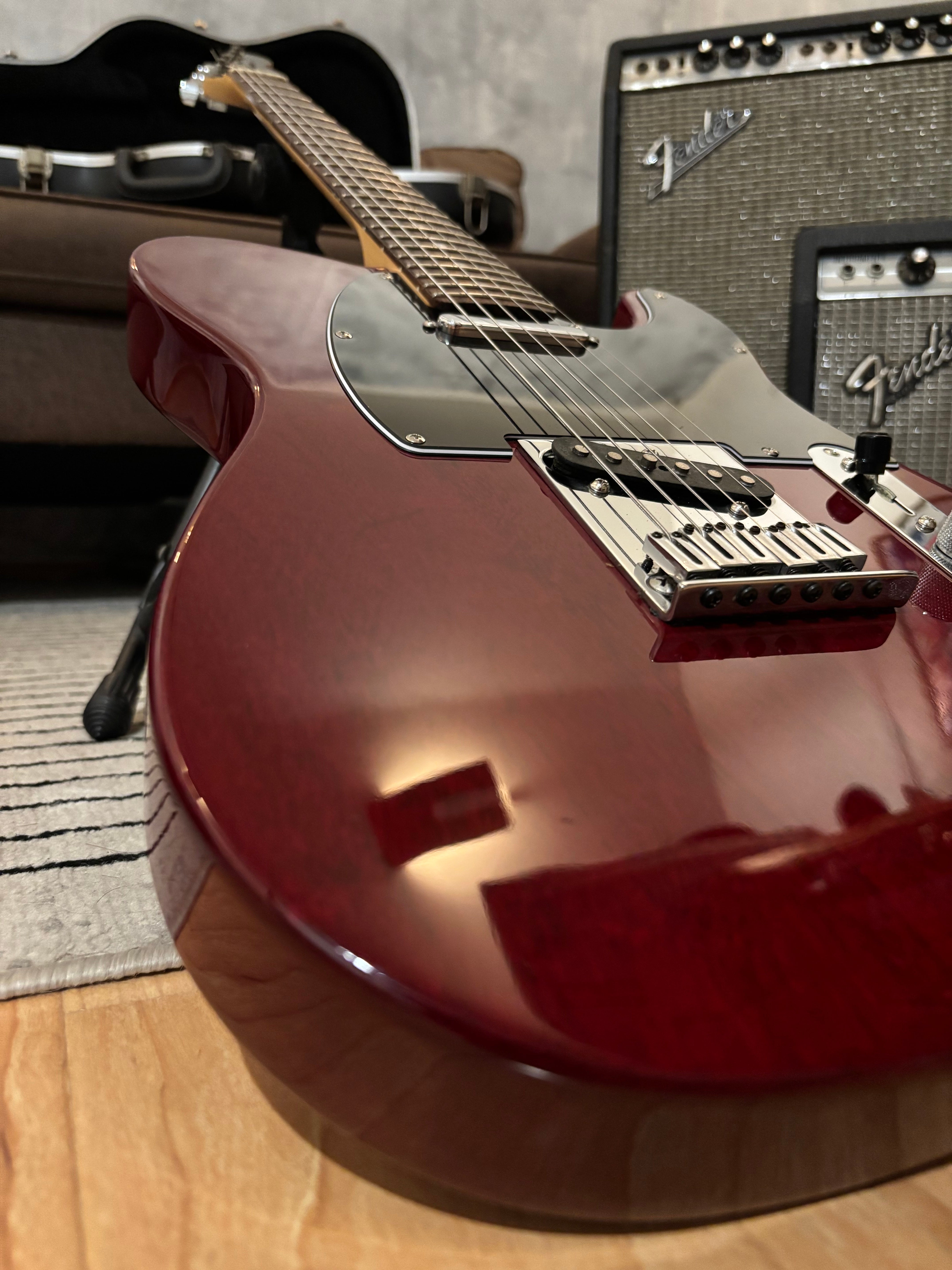 Fender American Deluxe Telecaster 2006 FSR Crimson Red ONY 7lb, Rare GC Exclusive, Black Headstock, ONLY 7lb