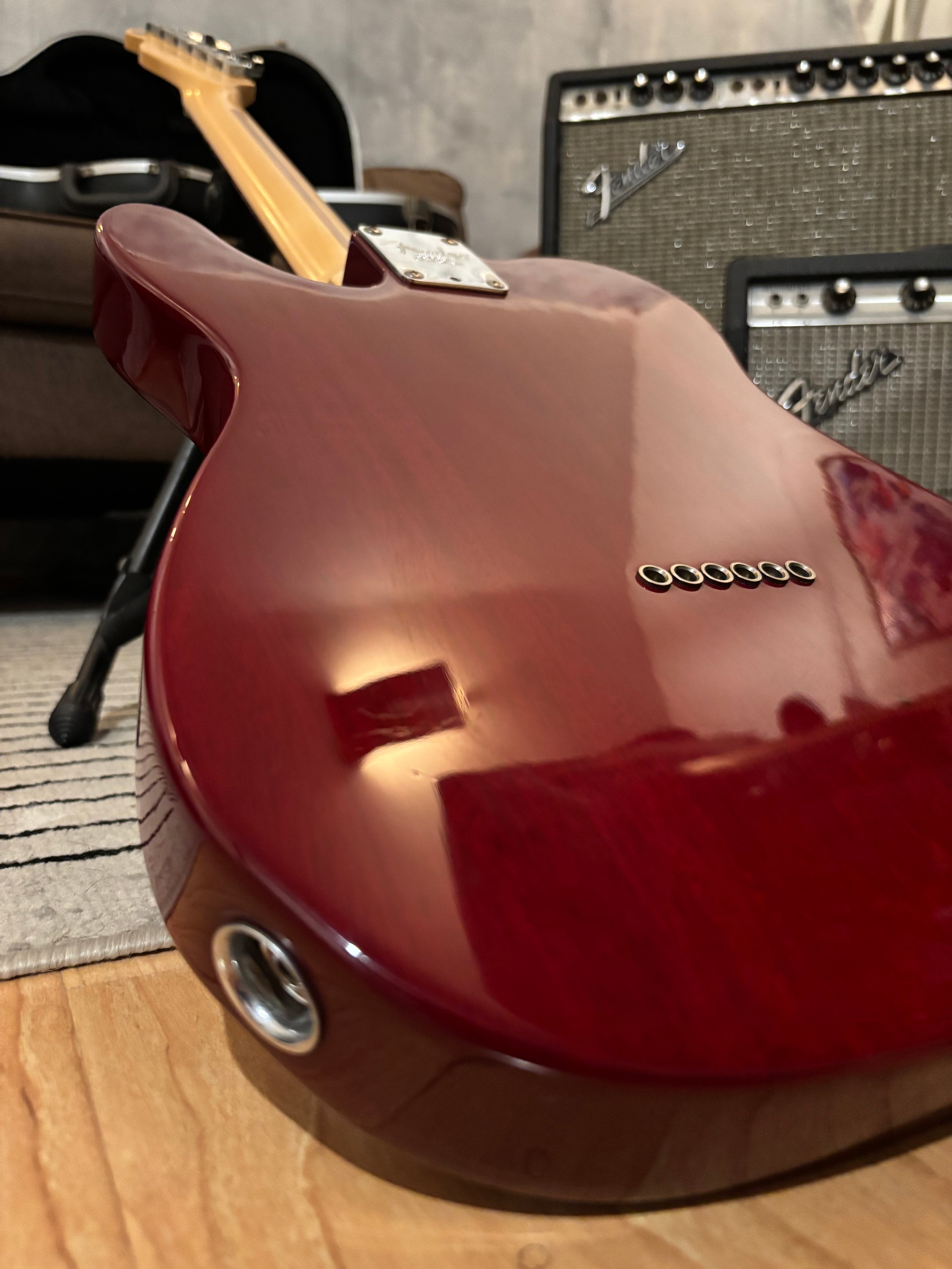 Fender American Deluxe Telecaster 2006 FSR Crimson Red ONY 7lb, Rare GC Exclusive, Black Headstock, ONLY 7lb