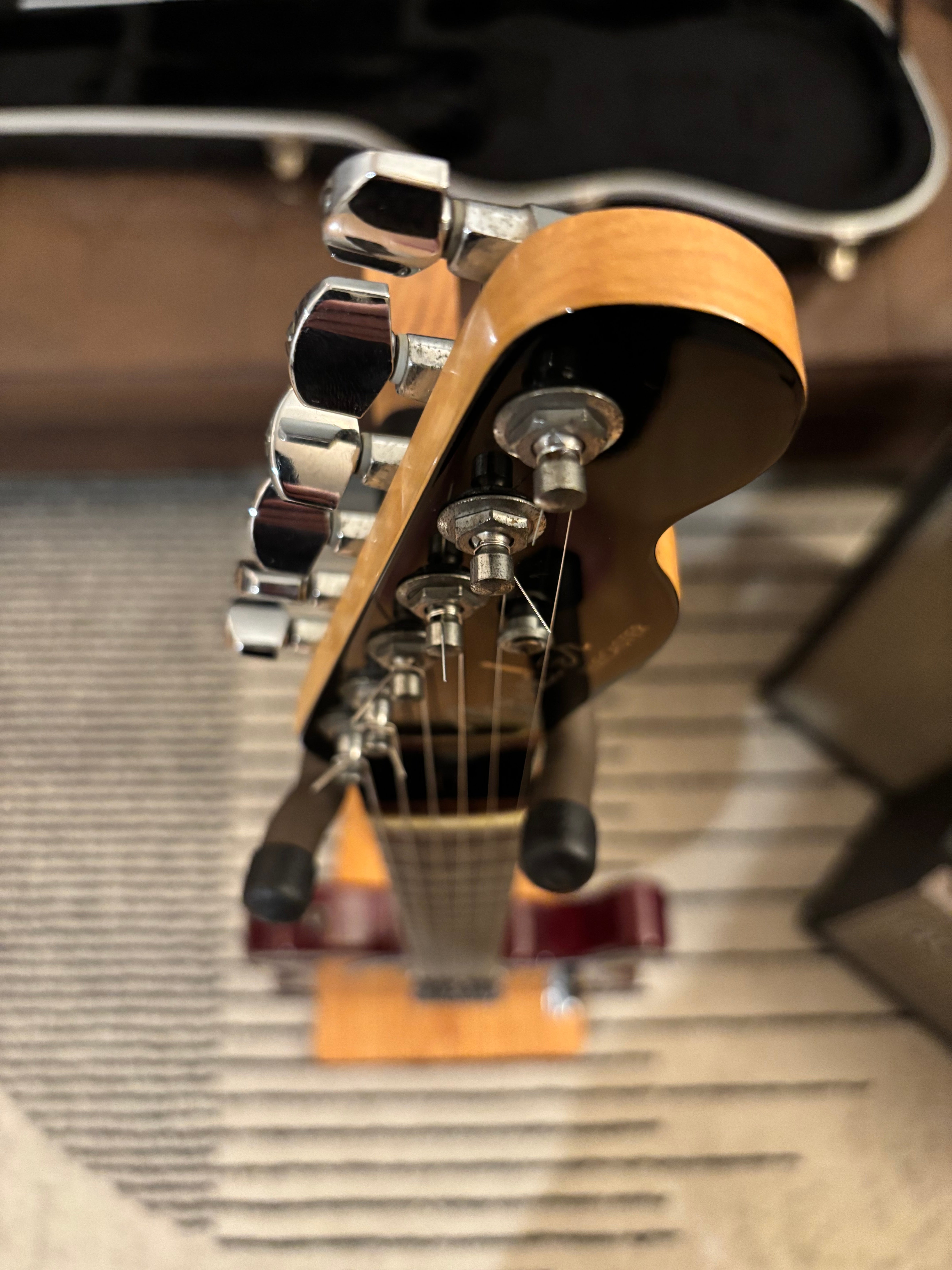 Fender American Deluxe Telecaster 2006 FSR Crimson Red ONY 7lb, Rare GC Exclusive, Black Headstock, ONLY 7lb