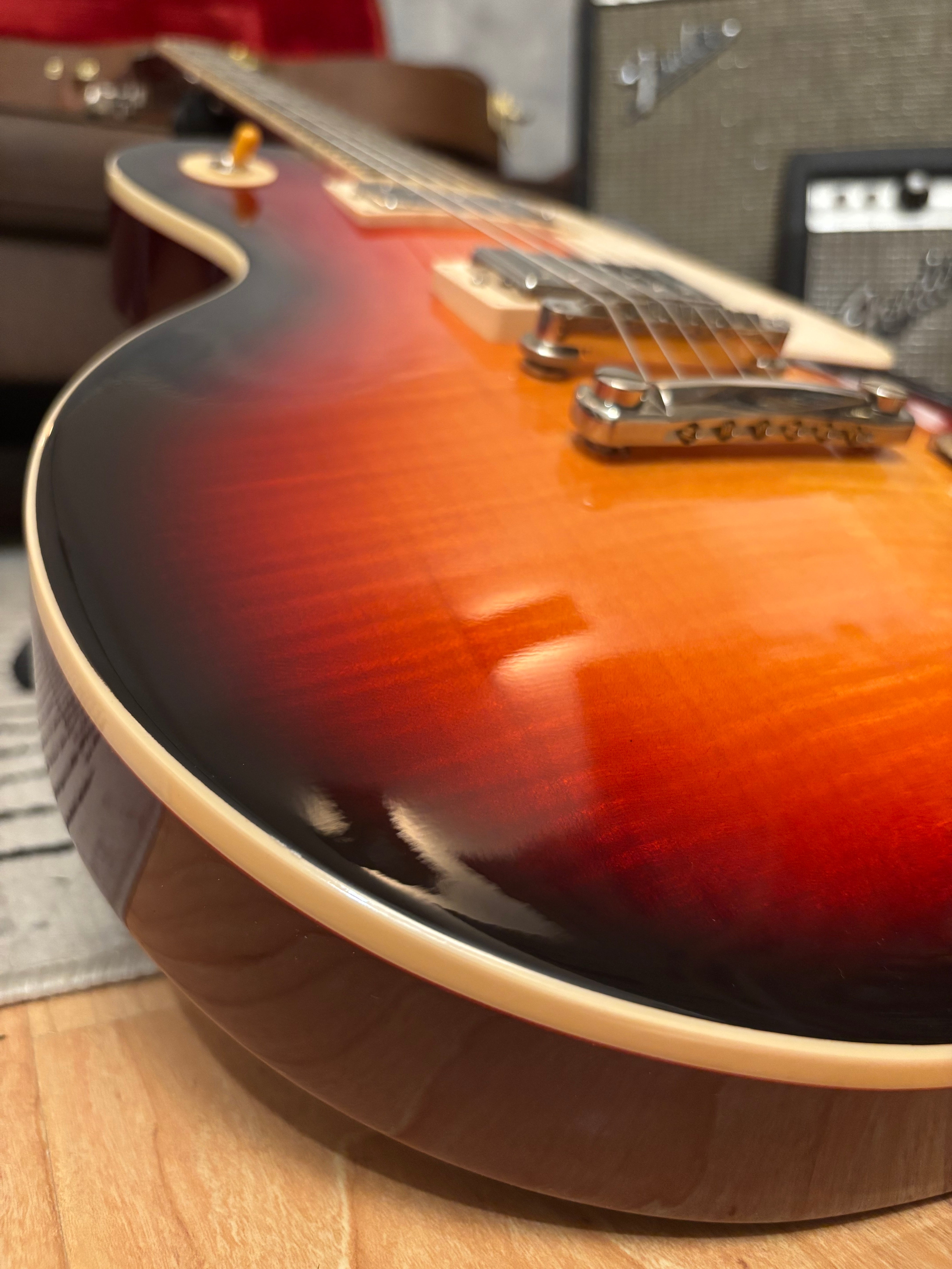 Gibson Les Paul Standard 2020 Limited addition triburst MINT!