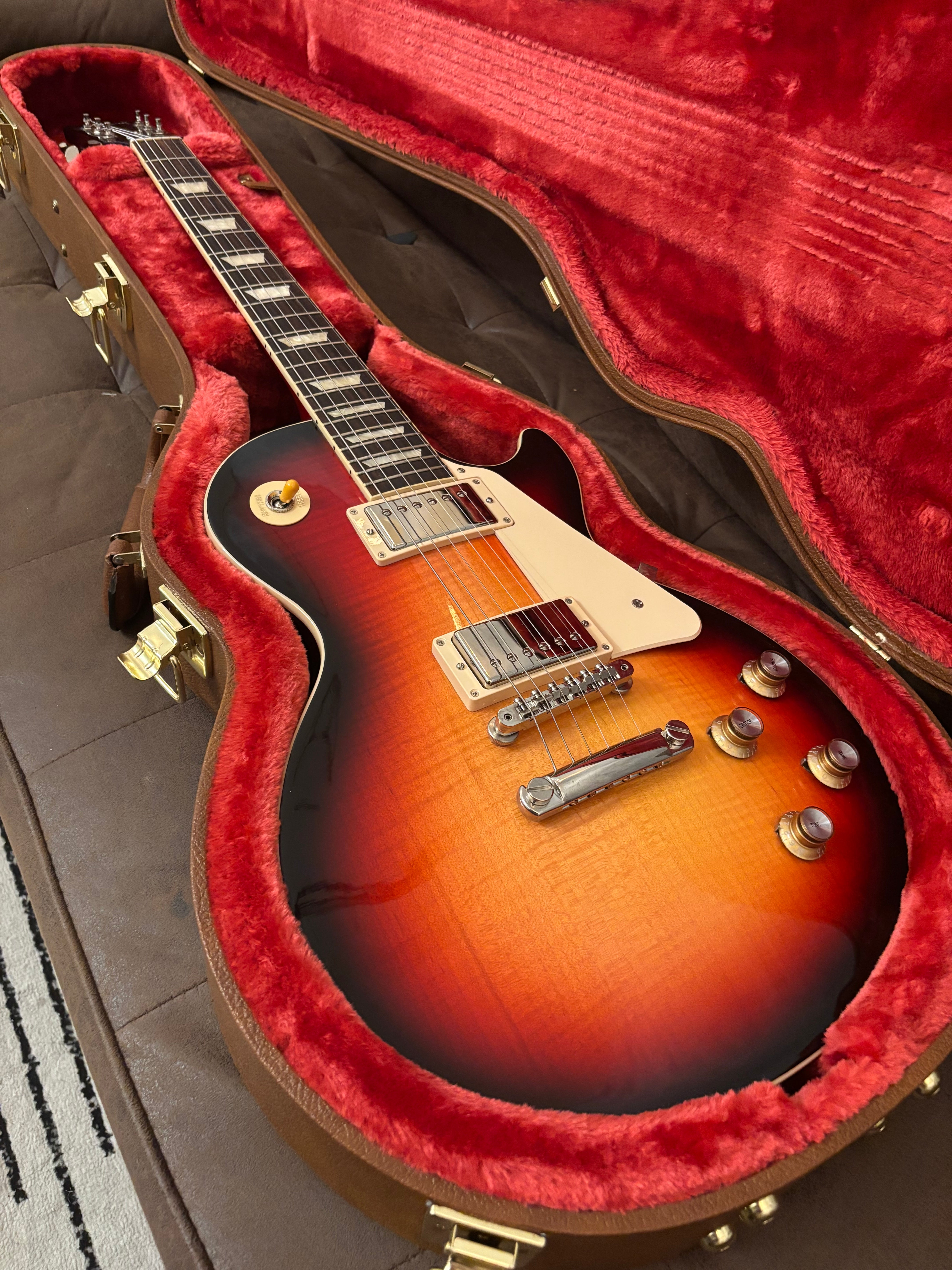 Gibson Les Paul Standard 2020 Limited addition triburst MINT!