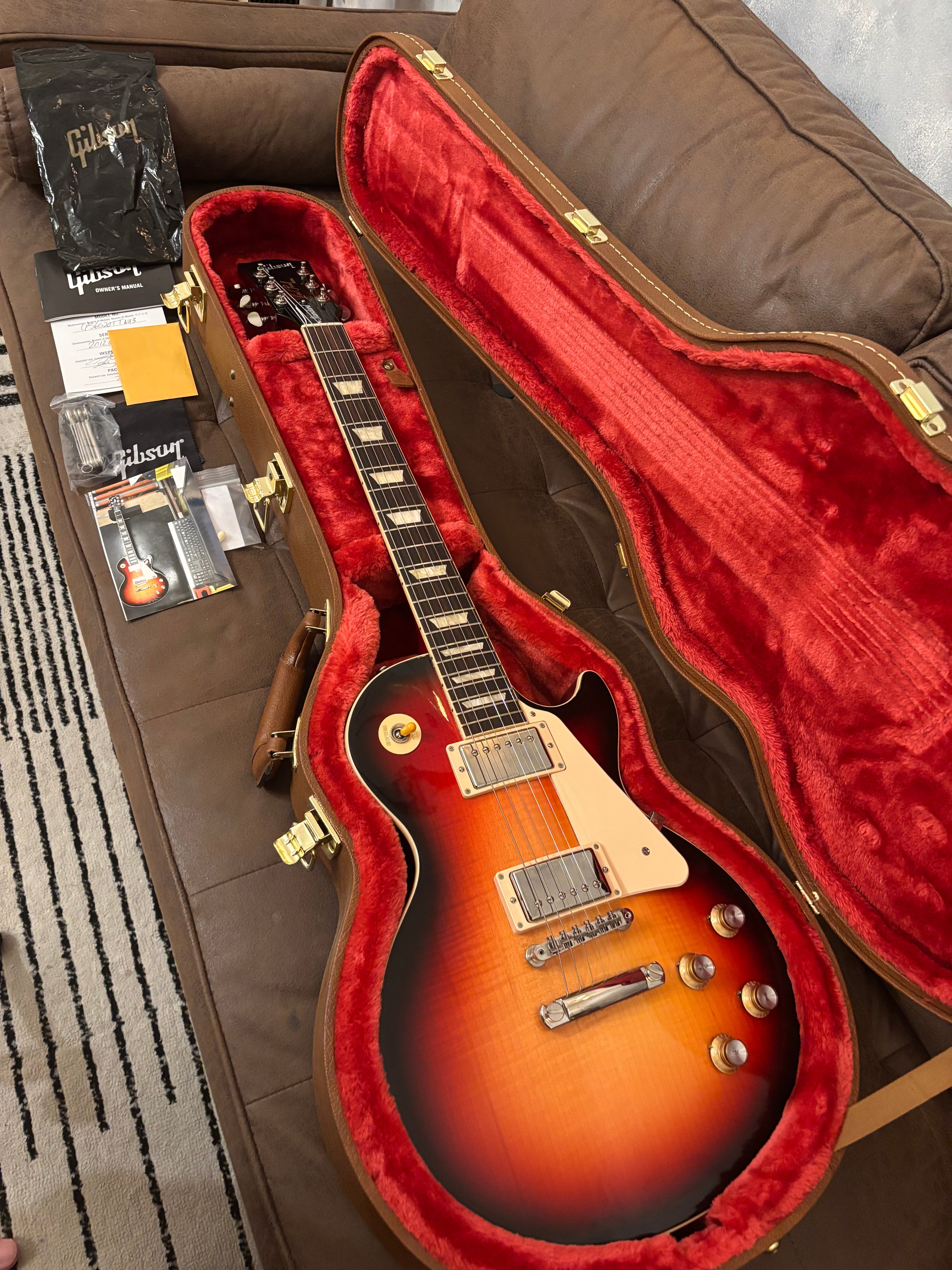 Gibson Les Paul Standard 2020 Limited addition triburst MINT!
