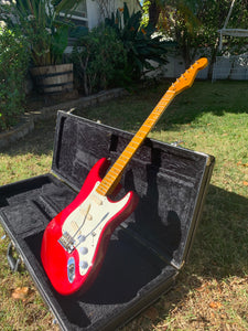 Dave Gilmore red strat